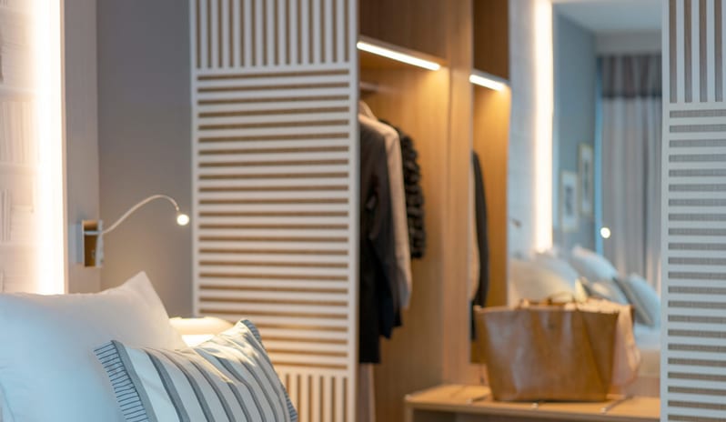 HOTEL BELLEVUE - CLASSIC ROOM WARDROBE